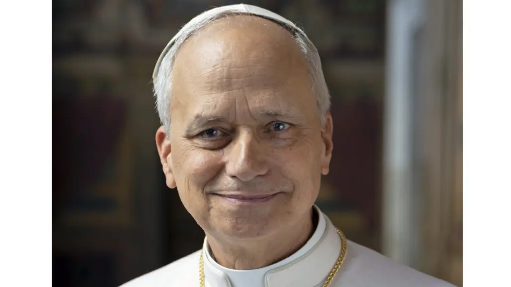 El Vaticano presenta el retrato oficial del papa León XIV
