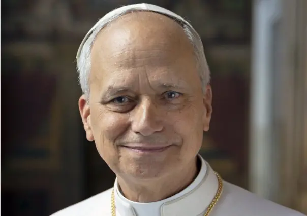 El Vaticano presenta el retrato oficial del papa León XIV