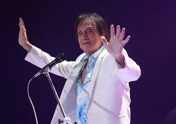 Roberto Carlos ofrece un brío de emociones en su regreso a Monterrey 