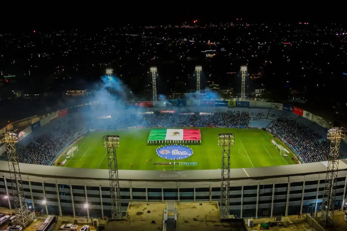 El histórico estadio Tamaulipas será sede del partido de ida de la final de la Liga de Expansión que se disputan la Jaiba Brava y Leones Negros. Foto: Axel Hassel