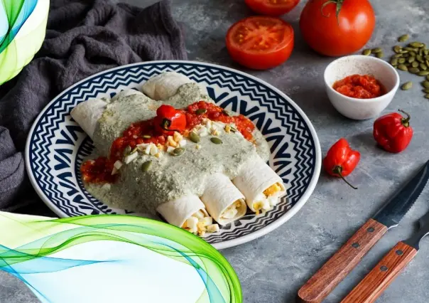 El secreto detrás del color verde en la salsa de los papadzules