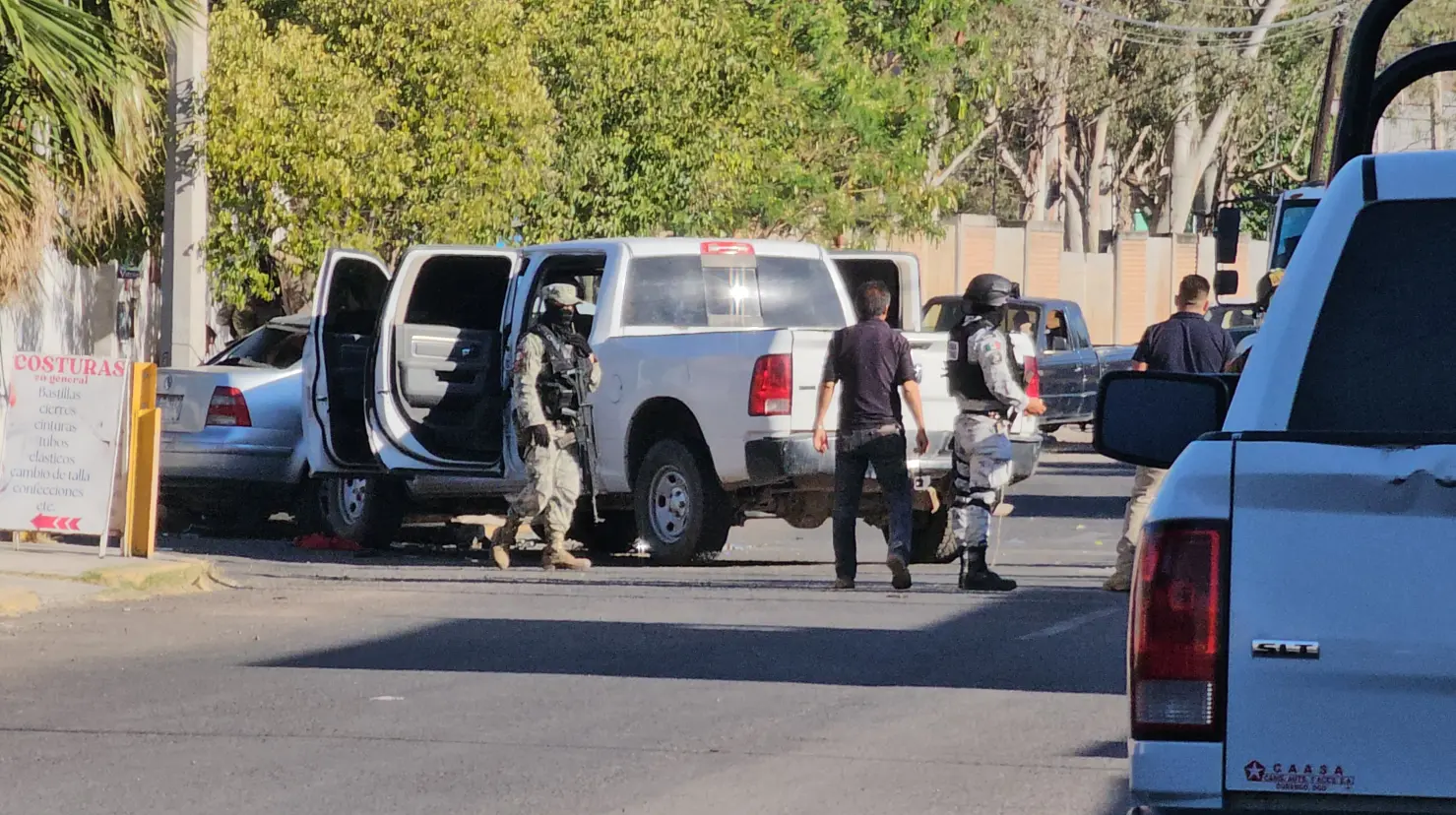 Militares participan en persecusión hay una persona detenida. Foto: Luis Lozano.