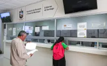 David de la Peña premia a contribuyentes cumplidos con incentivos