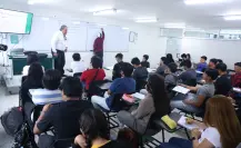 Maestro de la UANL inspira con su ejemplo a futuras generaciones