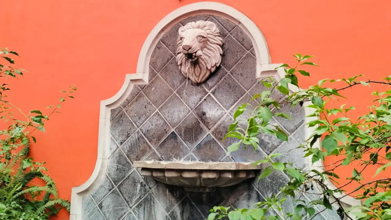 Existe una antigua casona que ahora es un restaurante que ofrece un delicioso buffet. Foto: Citlalli Zoé Sánchez