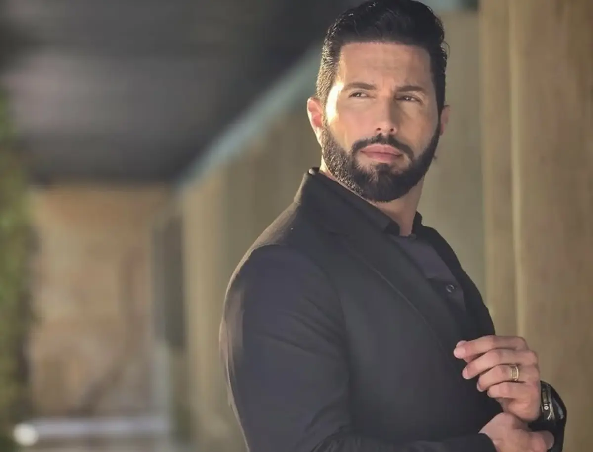 Poncho De Nigris confiesa que sostuvo una relación amorosa con Angélica Vale Foto: IG Poncho De Nigris