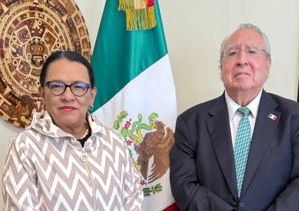 México formaliza invitación al papa León XIV durante visita al Vaticano