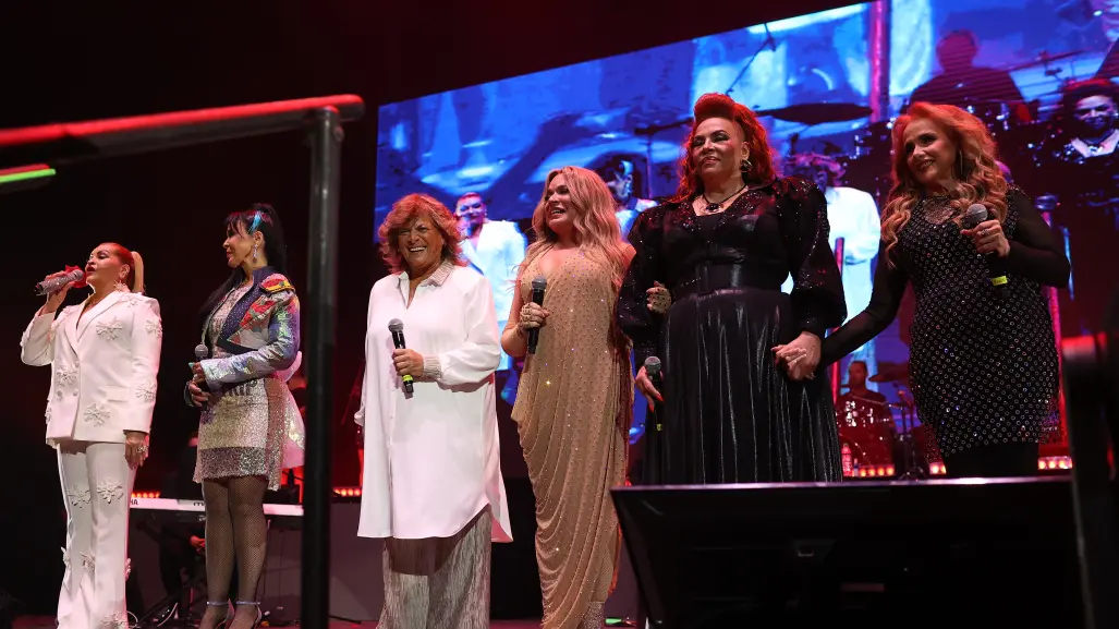 Emocionan con sus voces estas "Despechadas" la Arena Monterrey 