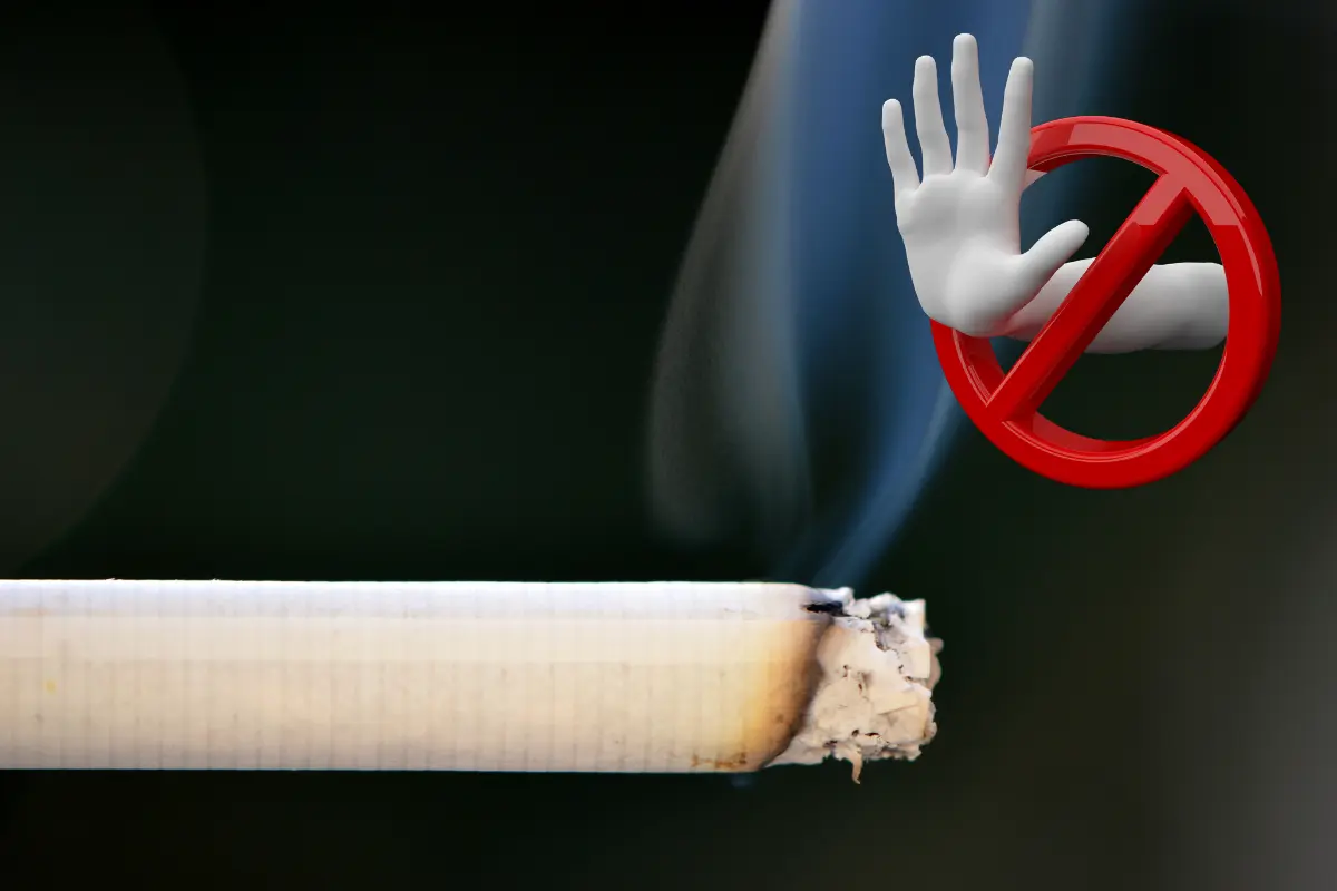 Además del cigarro tradicional, el uso de dispositivos como vapeadores ha ganado popularidad, principalmente entre los jóvenes./Foto: Canva