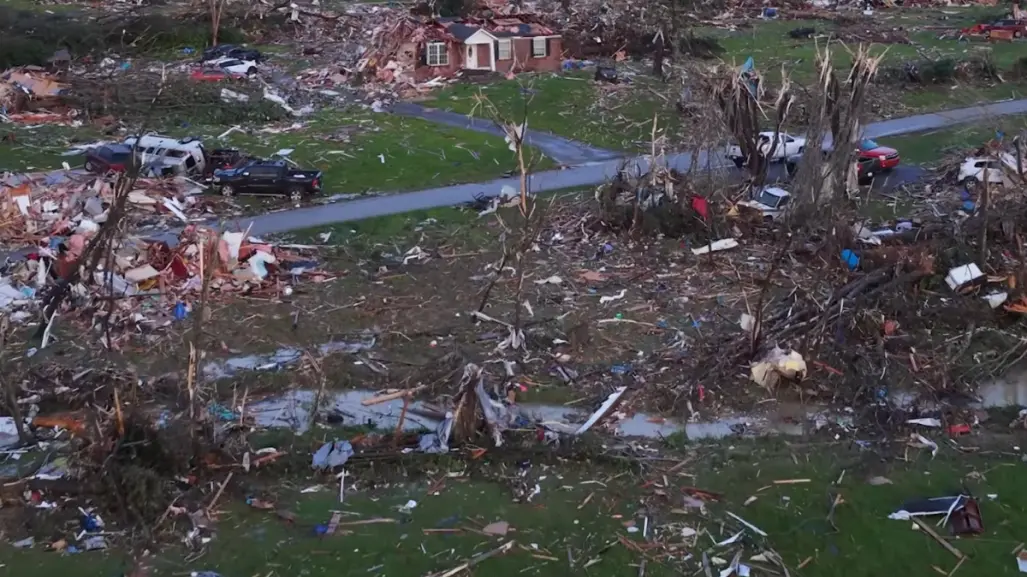 21 muertos por tornados en el centro de Estados Unidos