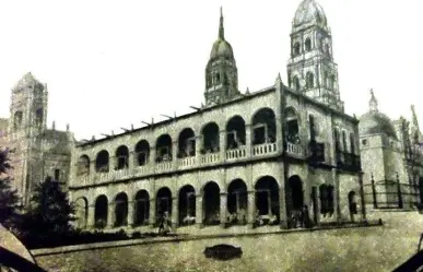 El enorme edificio de Durango que fue derribado para ampliar esta plaza pública
