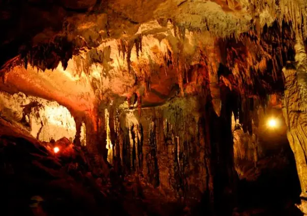 Tonatico esconde un tesoro natural: vive la experiencia de las Grutas de la Estrella