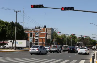 Descubre cuántas multas se pueden generar durante la luz roja del semáforo en CDMX