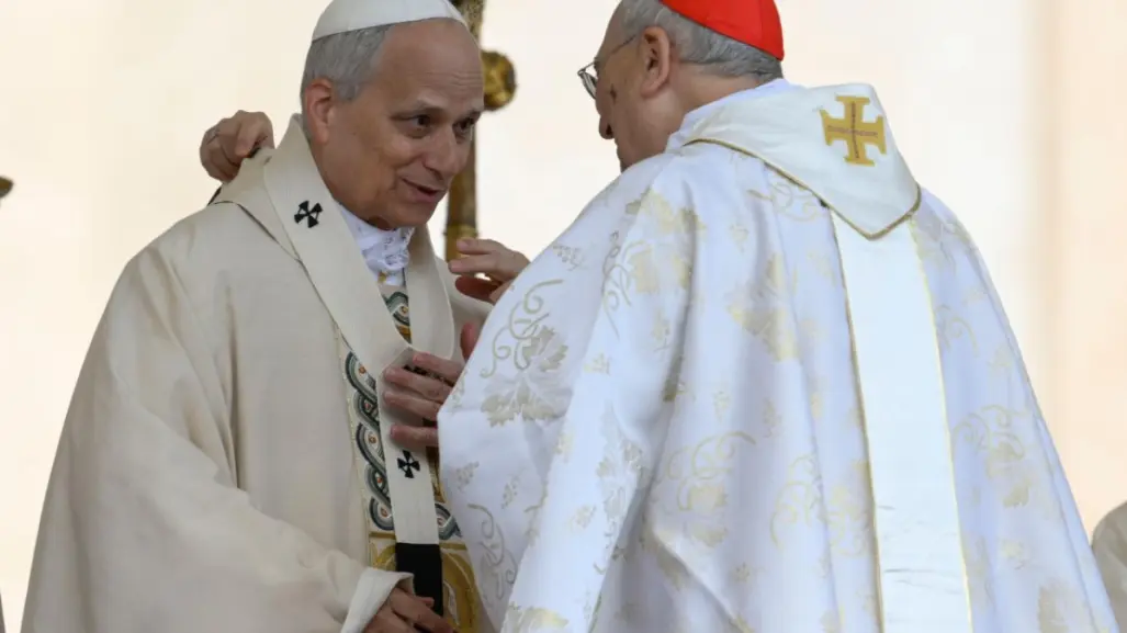 VIDEO | Papa León XIV inicia pontificado ante miles de fieles en el Vaticano; recibe anillo del pescador