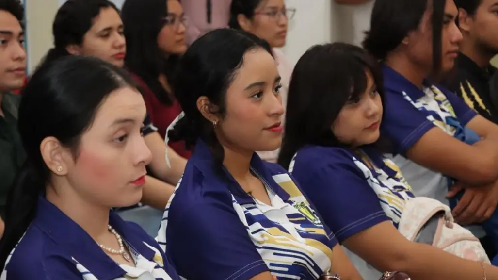 Fortalecen la vocación científica de estudiantes yucatecos