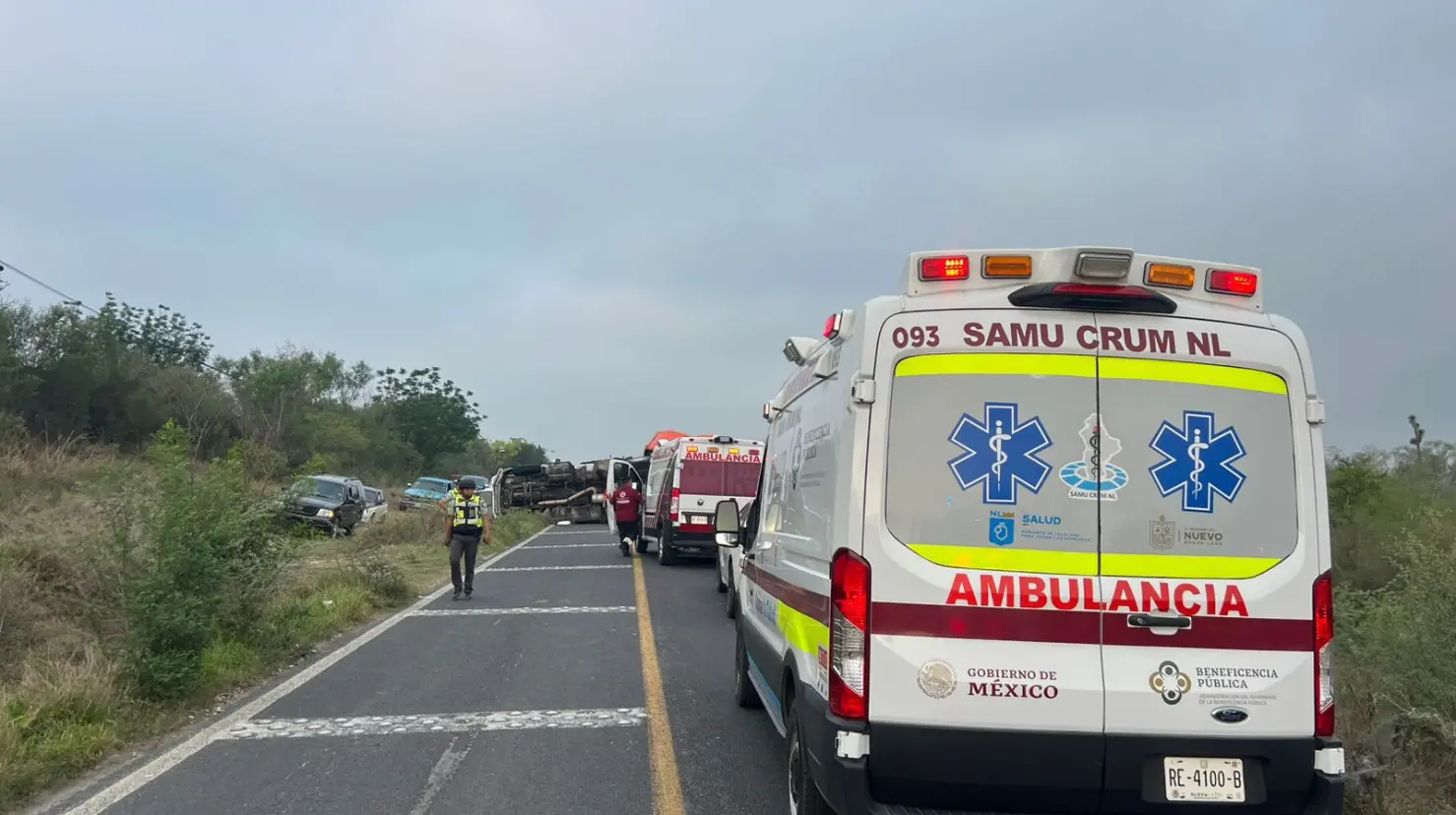 Las autoridades de Protección Civil de Linares informaron que no hubo personas lesionadas en el percance. Foto: Protección Civil de Nuevo León.
