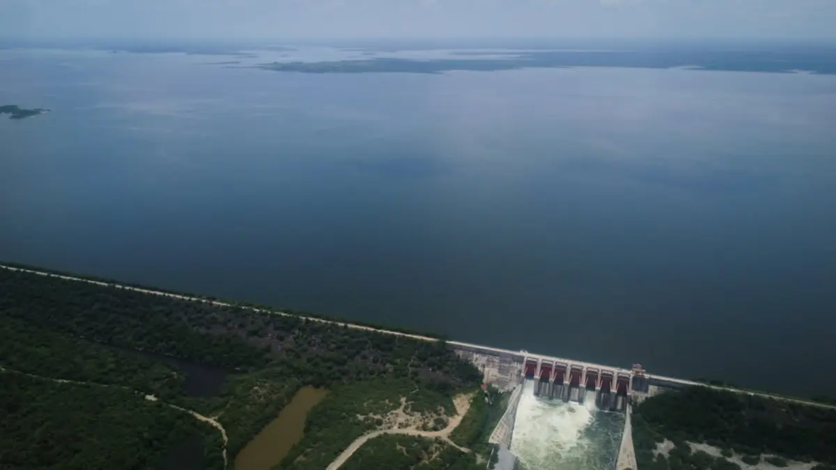 Con la llegada de la primera ola de calor en Nuevo León, las temperaturas extremas han generado mayor demanda de agua en hogares, industrias y sectores agrícolas. Foto: Gobierno de Nuevo León