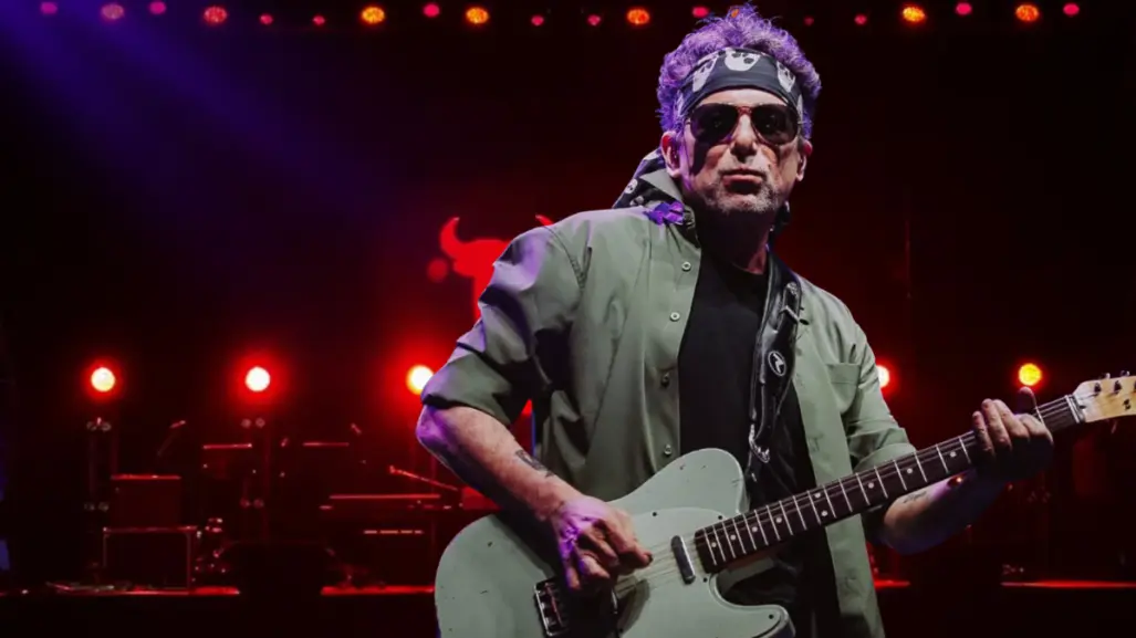Andrés Calamaro se enfurece con fanáticos y abandona el concierto: ¿qué fue lo que pasó?