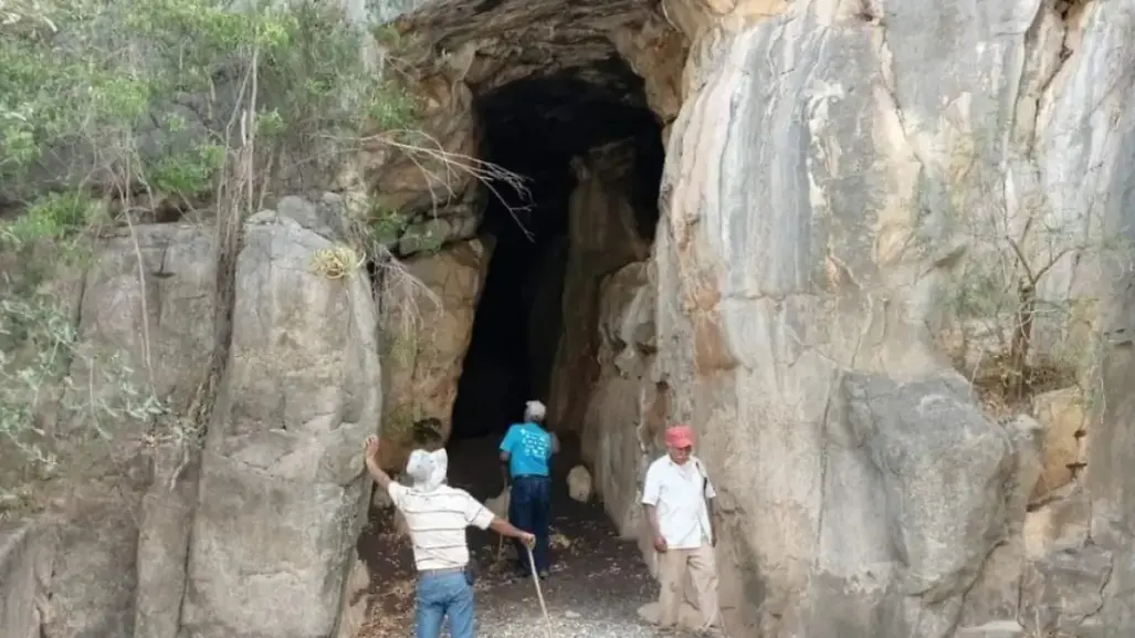 Debes caminar 14 kilómetros entre la sierra para disfrutar de esta Cueva tamaulipeca de 1800 años
