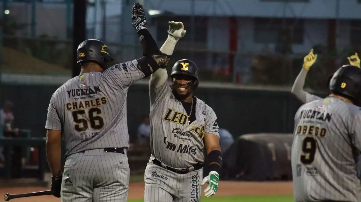 Los Leones de Yucatán se impusieron ante los Tigres de Quintana Roo en el tercer juego de la serie que se jugó en el estadio Beto Ávila de Cancún.- Fuente Leones de Yucatán