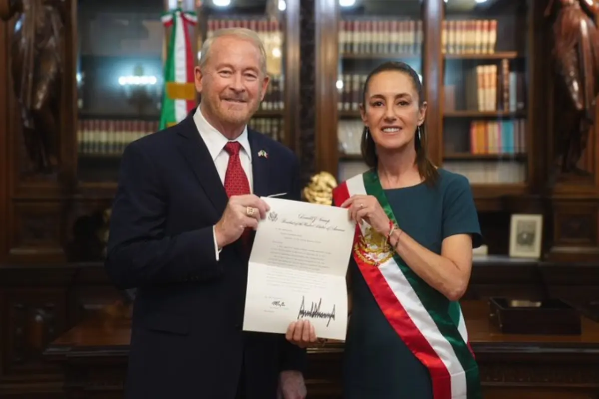Ron Johnson y Claudia Sheinbaum Foto: X(Twitter) @Claudiashein