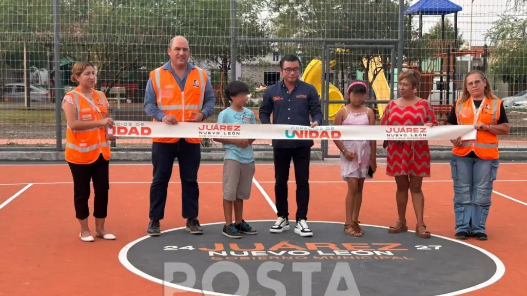 Félix Arratia rehabilita plaza pública en Juárez