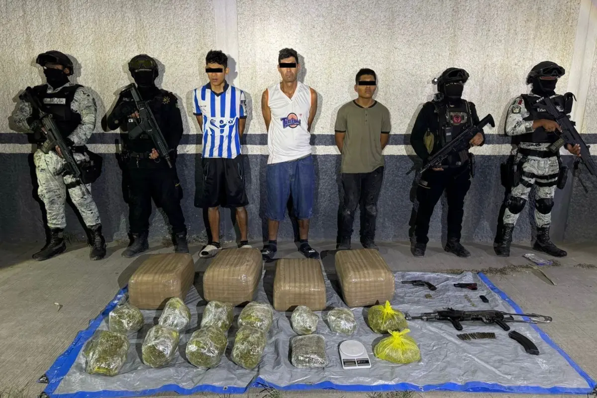 Los criminales fueron detenidos por elementos del Grupo de Coordinación Metropolitana en Monterrey/Foto: Fuerza Civil