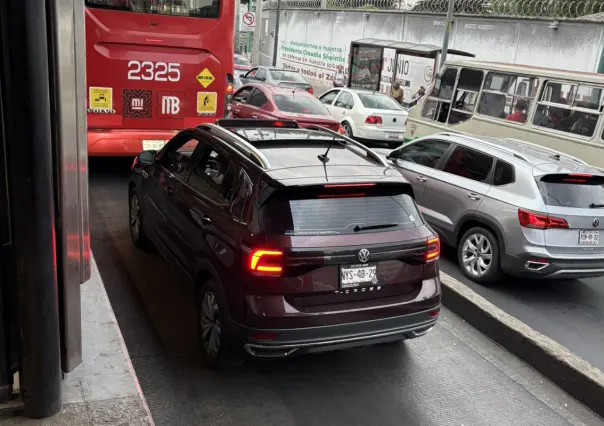 Esto es lo que vas a pagar de multa si invades en carril confinado del Metrobús en CDMX