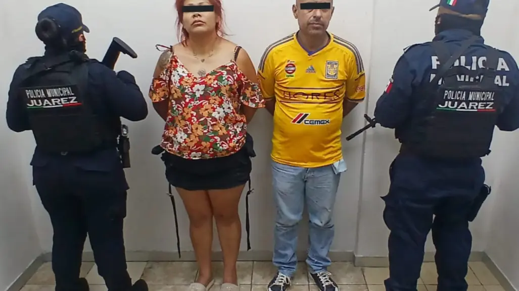 Detienen a pareja con droga y armas en Juárez