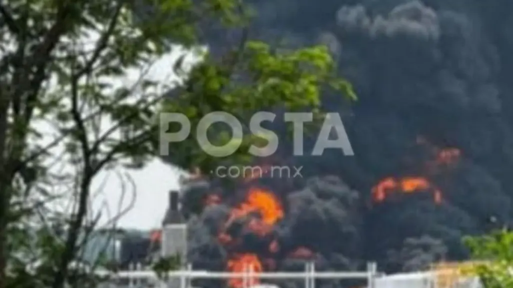 Se registra incendio en empresa de Cadereyta