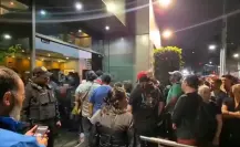 Son velados en funeraria Gayosso de CDMX los cuerpos de los colaboradores de Clara de Brugada 