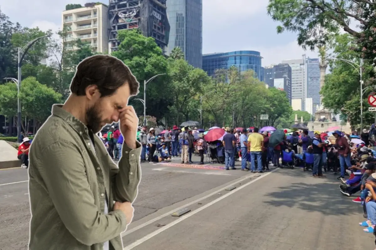 Hombre estresado frente a Av. Chapultepec bloqueada por la CNTE en CDMX. Foto: X (@OVIALCDMX) | Freepik | Canva