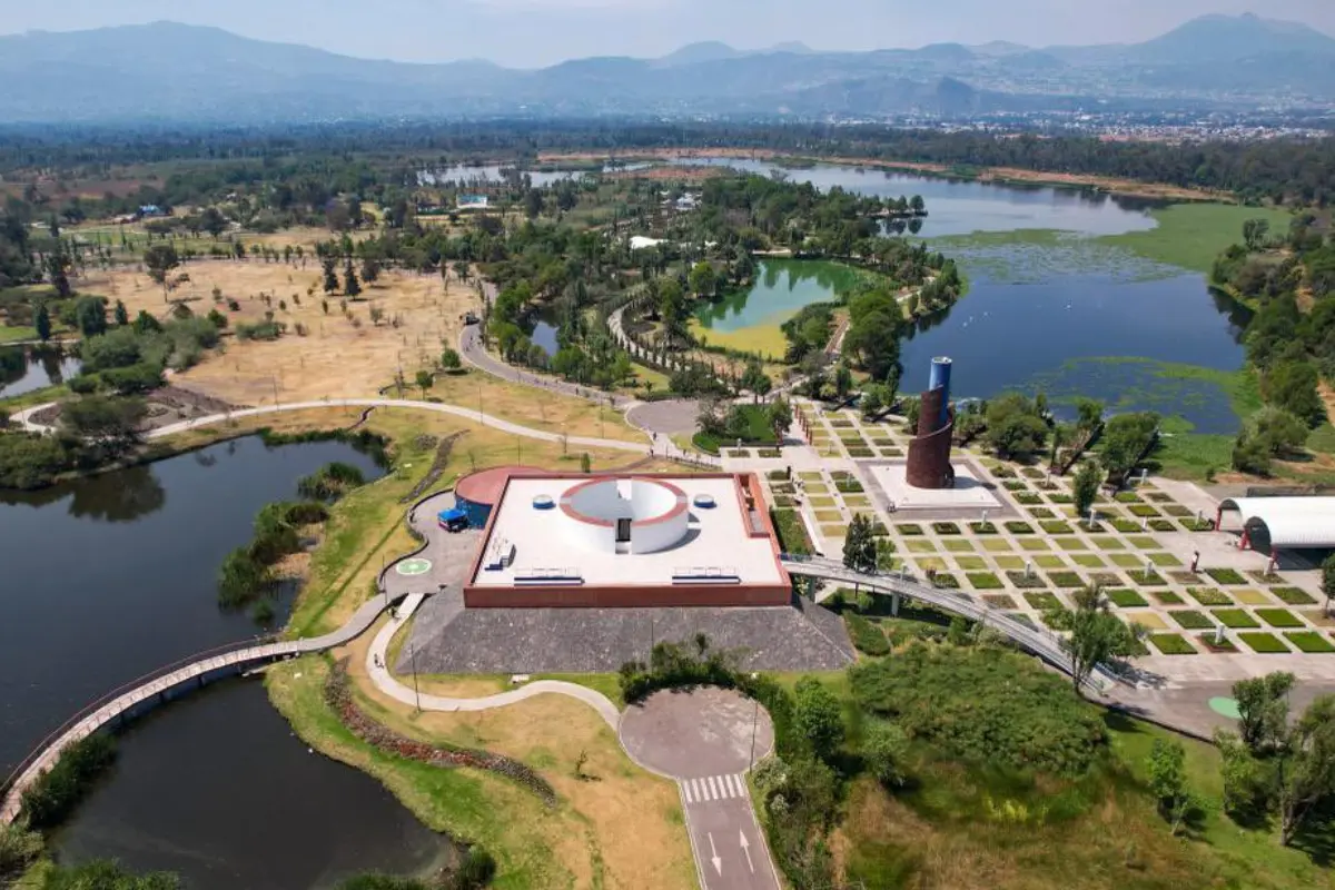 Parte del Lago de Xochimilco. Foto: @Claudiashein | Canva