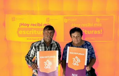 Fomerrey entrega 348 escrituras a familias de Monterrey