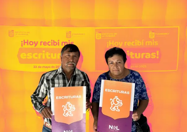 Fomerrey entrega 348 escrituras a familias de Monterrey