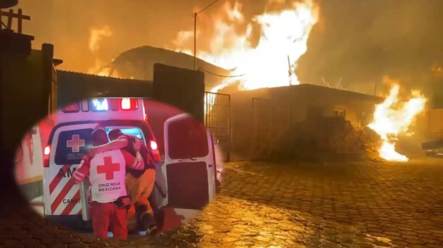 Foto: Facebook/ Cruz Roja Mexicana Canatlán | La Cruz Roja de Canatlán prestó auxilio en un incendio, donde 9 personas resultaron hospitalizadas.