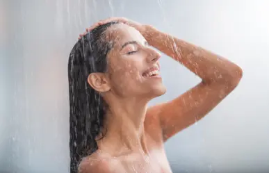 ¿Qué es mejor bañarse por la mañana o por la noche? Esto dicen los expertos