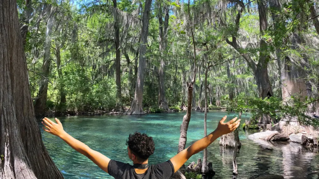 Con un buen chapuzón en este río de aguas cristalinas a una hora de Victoria se te reinicia la vida