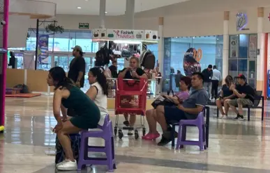 Usan centros comerciales para mitigar el calor en Nuevo León