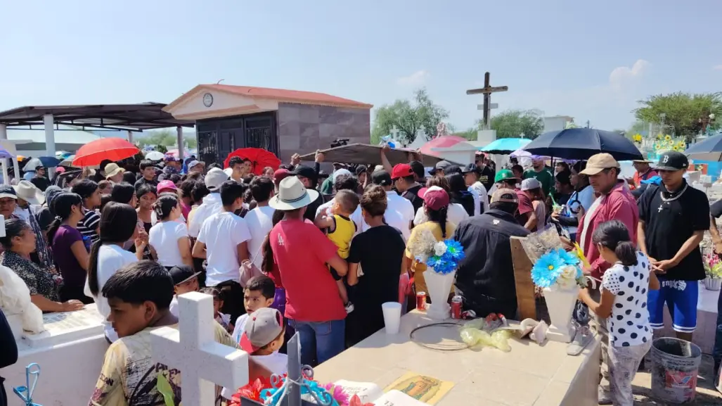 Sepultan a siete jóvenes asesinados en San Felipe; Arzobispo pide poner atención a los adolescentes