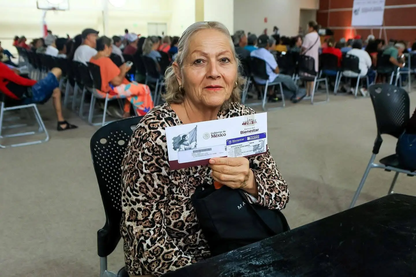 La pensión va dirigida a mujeres de 60,61 y 62 años. (Fotografía: Secretaría del Bienestar)