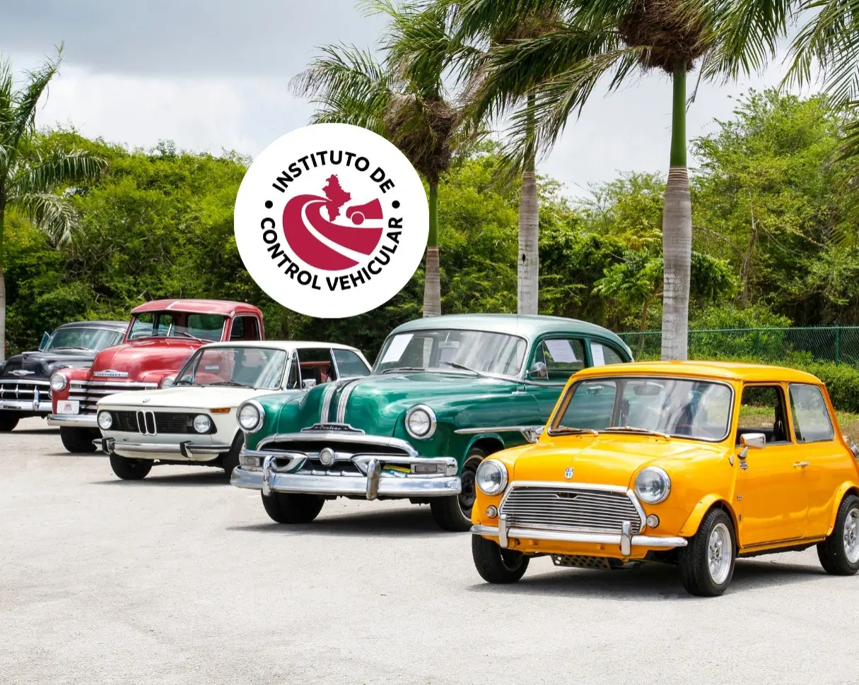 Con estos pasos, puedes dar un toque clásico y elegante a tu vehículo y disfrutar de las ventajas de portar placas auto antiguo. Foto: Canva/ICVNL.