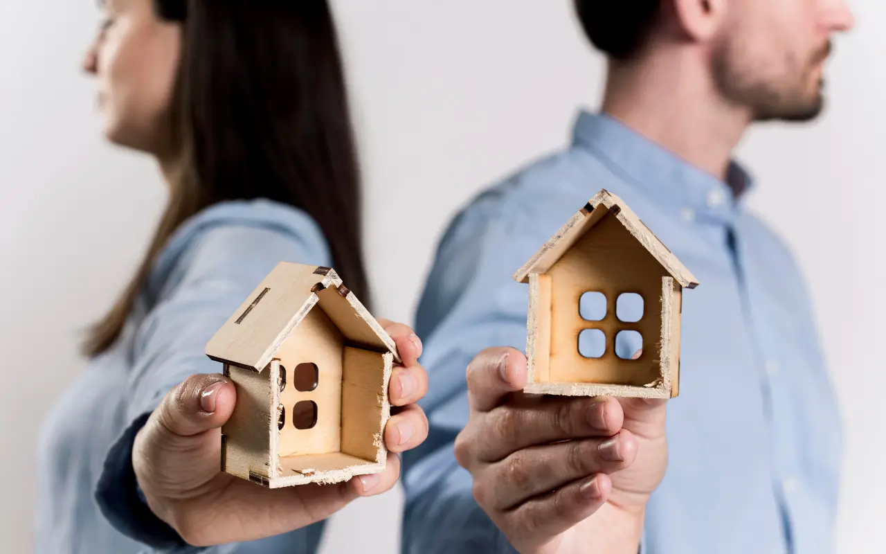 Jóvenes mexiquenses podrán construir su primera vivienda con apoyo estatal, siempre que cumplan ciertos requisitos. Foto: Freepik