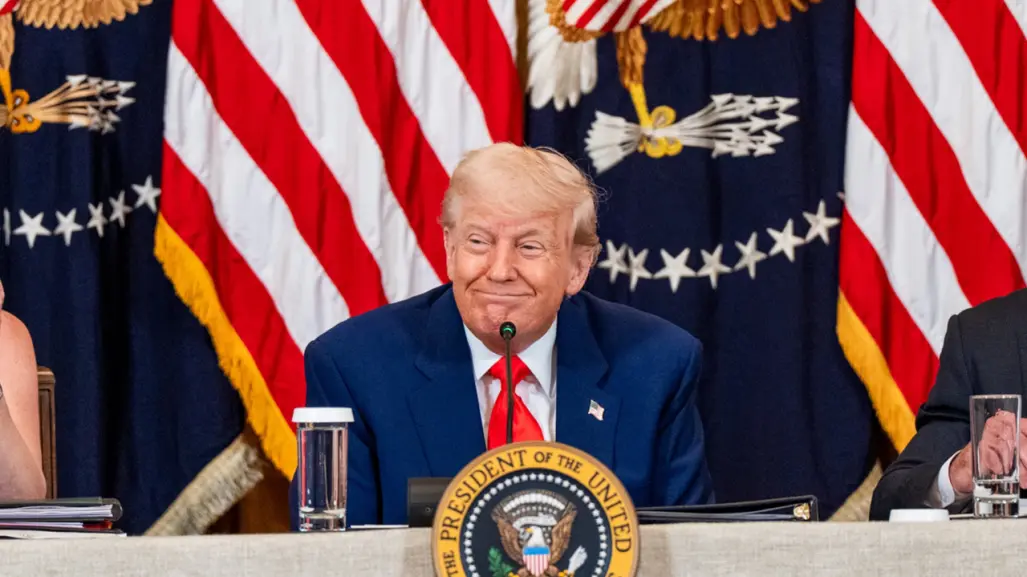 Donald Trump anuncia aranceles del 50% en contra de la Unión Europea