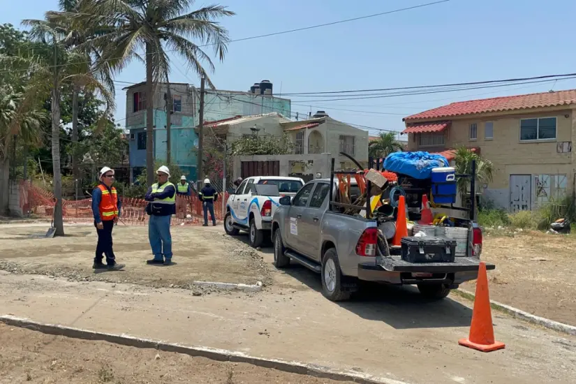 Una máquina pesada impactó una línea de gas durante trabajos de construcción en el sector. Foto: Axel Hassel