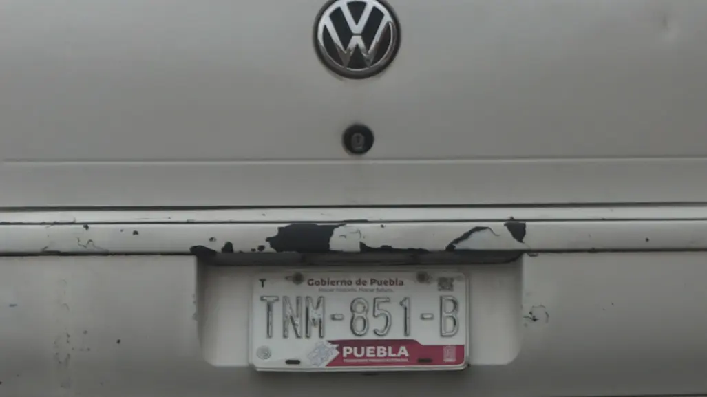 Canje de placas en Puebla: ¿El reemplacamiento por desgaste es obligatorio?