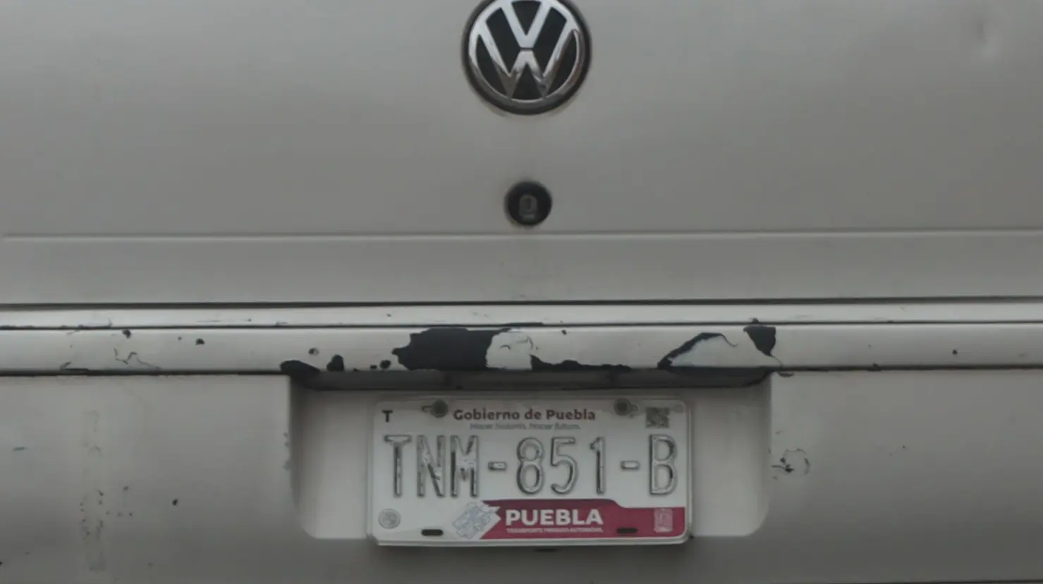 Canje de placas en Puebla: ¿El reemplacamiento por desgaste es obligatorio? Foto: Carlos Rocha