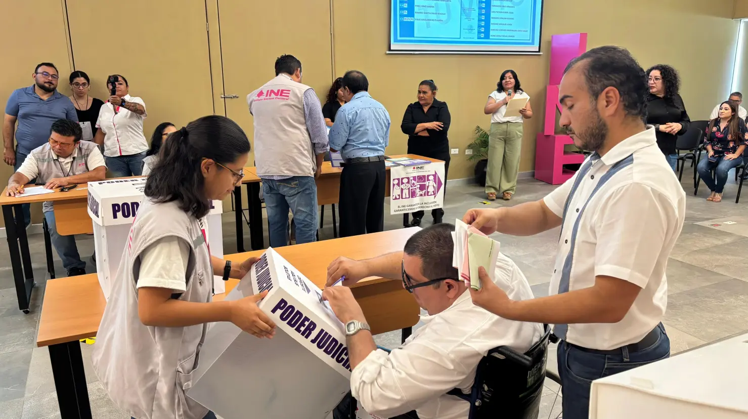 ¿En qué consistió el simulacro de votación para personas con discapacidad?. Foto: Alejandra vargas