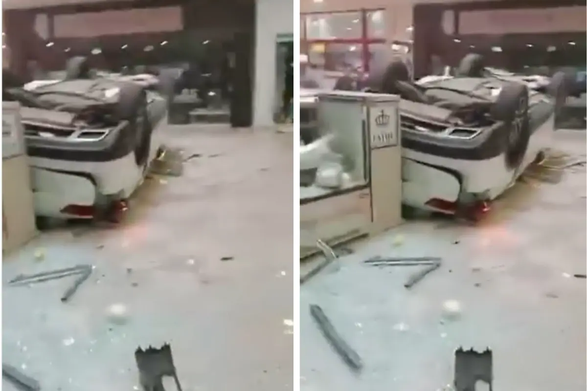 Auto que cayó en Plaza Lilas. Foto: @Instagram areli_lorenzana ||Canva