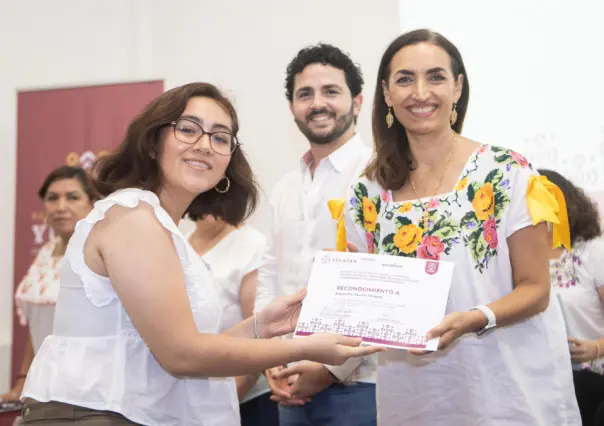 Jóvenes yucatecas concluyen con éxito curso sobre programación